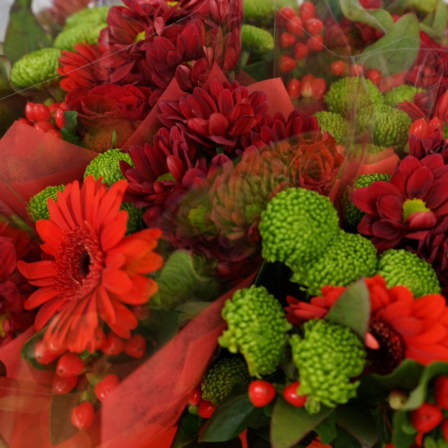 5 Stem Red Bouquet (10 Bunches)