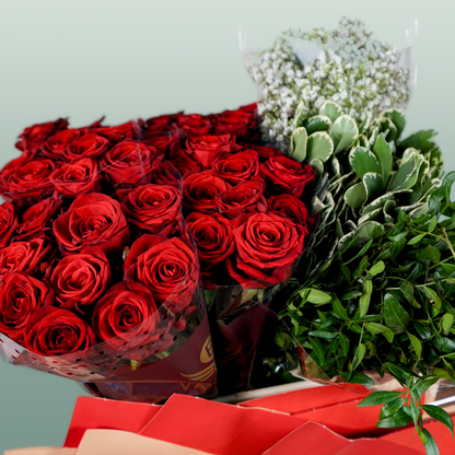 D.I.Y Dozen Red Roses