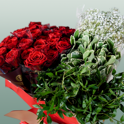 D.I.Y Dozen Red Roses