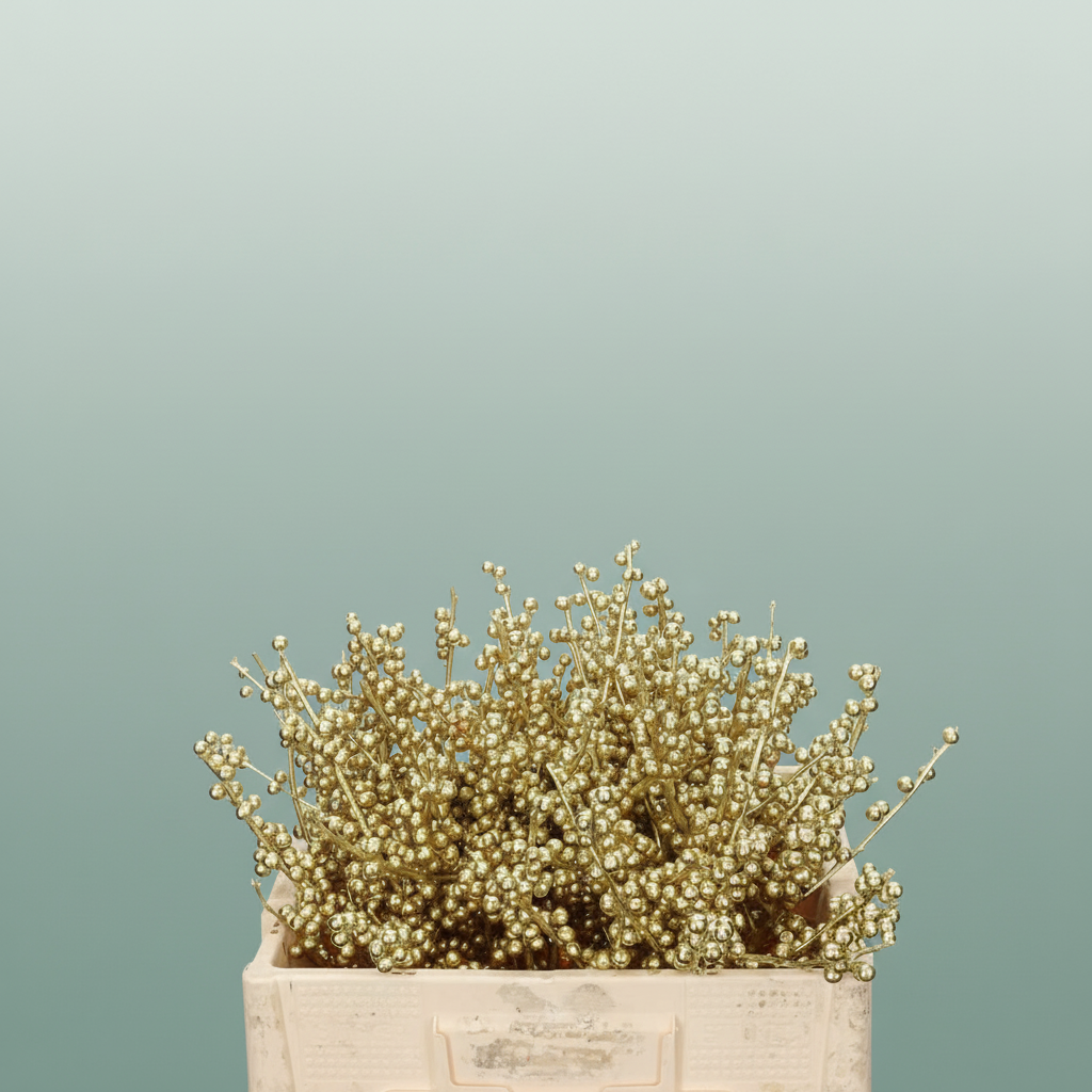 Ilex Berry Dyed Metallic Milka