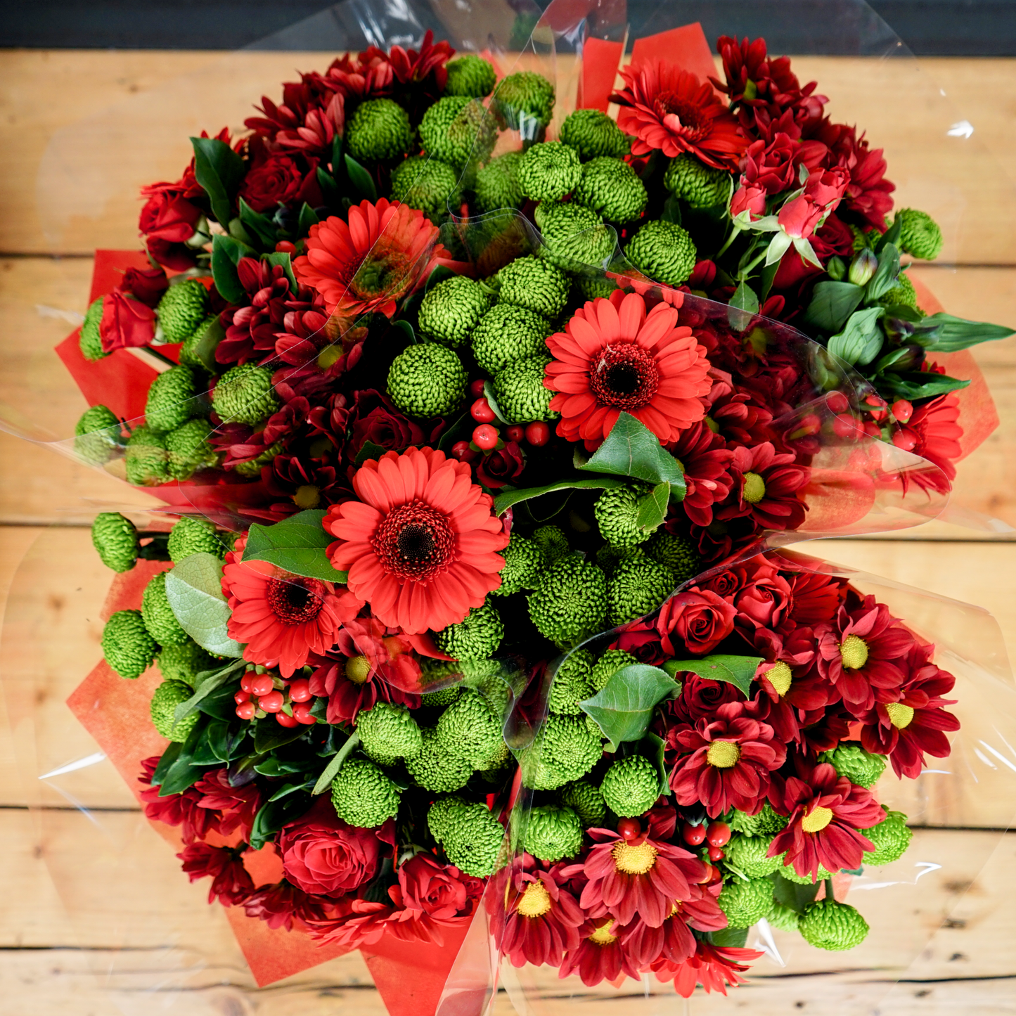 10 Stem Red Bouquet (10 Bunches)