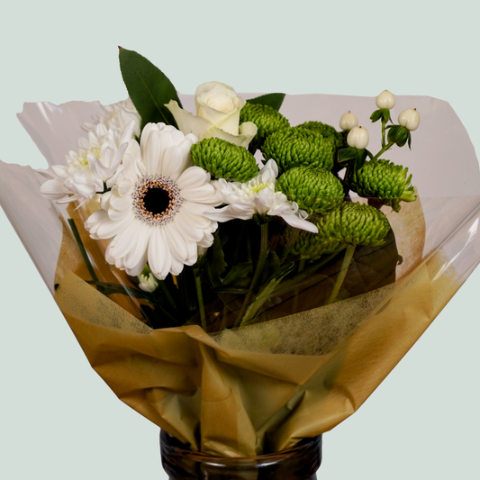 5 Stem White Bouquet (10 Bunches)