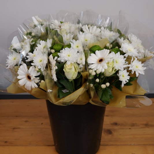 5 Stem White Bouquet (10 Bunches)